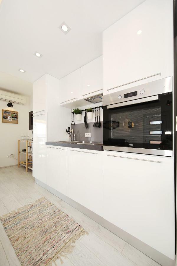 Seabreeze Apartment 扎达尔 外观 照片